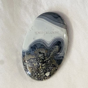 Black Maligano Jasper Loose Gemstone Bijoux en pierre de jaspe maligano noir Fabrication de bijoux polis à la main, Mix Shape. - Product Image 4