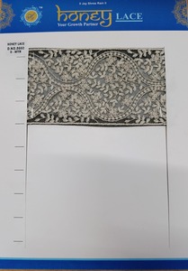 Encaje bordado floral negro elegante con detalles intrincados, perfecto para crear vestidos de novia sofisticados, ropa de noche - Product Image 3