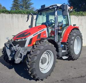 BON état Massey Ferguson MF 5S.105 Dyna-6/Tracteurs et matériel agricole Massey Ferguson neufs à vendre - Product Image 2