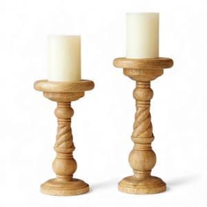 Portavelas de Madera de Mango Pulida con Silueta Clásica Tallada para una Decoración Elegante del Hogar - Product Image 4