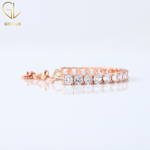 La mayoría de las ventas de diseño de moda Victoria corte redondo Moissanite 925 Plata Slider tenis pulsera ajustable para mujeres - Product Image 2