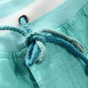 Pantalones cortos de lona informales ligeros para hombre, transpirables, ecológicos, con cintura elástica, antiarrugas, patrón sólido, teñido liso - Product Image 2