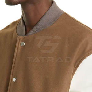 Chaqueta Varsity de Invierno para Hombre, Diseño Personalizado, Tejido de Lona, Cuello Alto, Logotipo Frontal, Resistente al Viento, Transpirable, Precio Razonable - Product Image 4