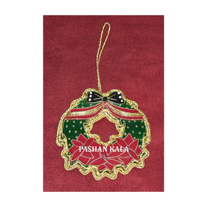 Decoración del festival hecho a mano hermoso adorno colgante de aspecto dorado Zari trabajo bordado y adorno colgante de Navidad con cuentas - Product Image 1