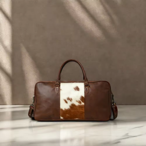 Bolso Bandolera Clásico Marrón y Blanco de Moda Vintage con Correa de Hombro Ajustable de Cuero Genuino y Cierre de Cremallera - Product Image 1