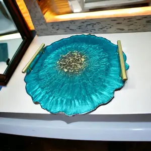 Plateau de service de nourriture en résine avec poignée en métal Forme ronde Conception de la meilleure qualité à faible coût pour la vente Plateau en résine époxy pour la maison - Product Image 3