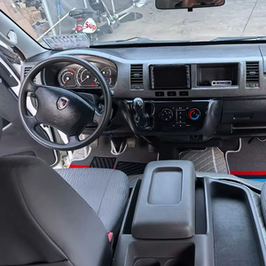 Minibús Comercial de 18 Asientos con Techo Alto y Puerta Corredera para Transporte de Pasajeros Multiusos, Modelo 2024, en Venta - Product Image 4