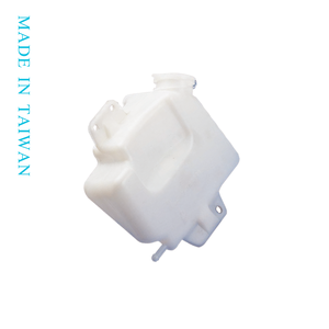 Tanques de expansión de refrigerante de alta calidad para Mitsubishi Fuso CANTER 3,5 T 96 '~ 07' OEM # MC127101 - Product Image 1
