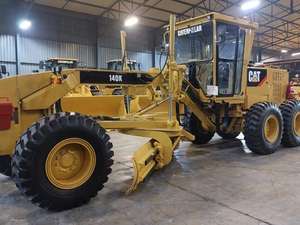 Niveleuse à moteur Caterpillar 140K d'occasion de 10 tonnes, couleur d'origine, avec composants de transmission, occasion à vendre - Product Image 4
