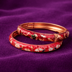 ชุดกำไลข้อมือเคลือบสีแดงเข้มแบบละเอียด - Product Image 1