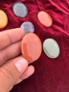 Pierres d'inquiétude en cristal de guérison naturelle en gros | Pierres précieuses de palmier pour le soulagement du stress, l'anxiété et la méditation Reiki auto-soins - Product Image 5