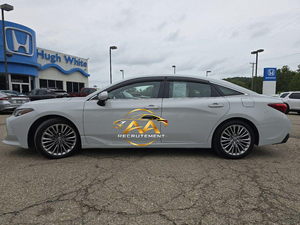 Toyota Avalon berline 2022, moteur essence automatique, phares LED, pneus R17, 5 places, intérieur tissu, conduite à gauche - Product Image 5