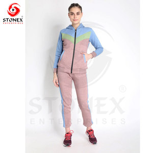 Low MOQ Gym Tops Abrigos deportivos con capucha y bolsillo para mujeres Sudadera con capucha de manga larga con cremallera completa Fitness - Product Image 1