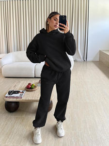 Haute qualité vêtements de sport d'hiver pour femmes mode grande taille survêtement de course séchage rapide imprimé ensembles de vêtements de sport femmes survêtement - Product Image 5