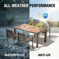Ensemble de salle à manger d'extérieur 4 places |   Table en WPC avec cadre en aluminium, chaises en maille respirante, accoudoirs en bois |   Terrasse de parc d'hôtel résistante aux intempéries