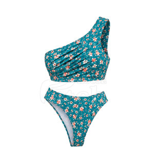Tenue de bain élégante pour femme, matière extensible, design tendance du bas, collection été pour la plage, la piscine et les voyages - Product Image 2