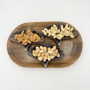 Venta Caliente, Diseño Nuevo y Lujoso, Fruteros con Forma de Hoja con Acabado en Níquel Negro para Servir Frutos Secos por R B Overseas - Product Image 2