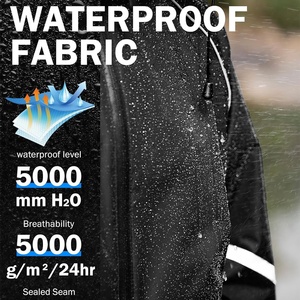 Trajes de lluvia de poliéster unisex personalizados Ropa impermeable transpirable con características ajustables Etiquetas de logotipos personalizados y marca - Product Image 3