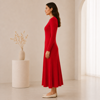 Nouveau design automne hiver tendance 100% laine rouge à manches longues élégante robe pull rouge pour dames