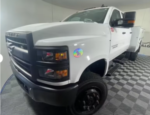 Precio Accesible 2023 - Camión de Servicio/Mecánico Usado Chevrolet S5500 con Plataforma Plana - Automático, Listo para Exportación, Entrega Global - Product Image 6