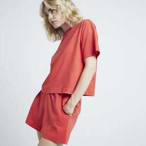 Conjunto de dos piezas de gran tamaño de alta calidad para mujer Camiseta de manga corta y pantalones cortos para invierno - Product Image 6