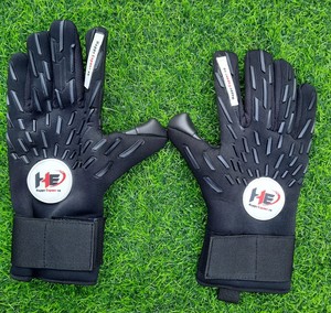 ถุงมือโกลฟุตบอลเยาวชนและผู้ใหญ่ถุงมือผู้รักษาประตูยางแบบระบายอากาศ - Product Image 5