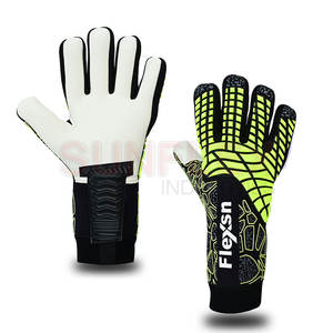 Gants de gardien de but en latex allemand personnalisés de haute qualité vente en ligne de gants en cuir fabriqués au Pakistan - Product Image 1