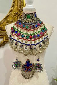 Ensemble de bijoux élégants pour femmes, tendance afghane pashtun, en acier inoxydable, avec pierres rouges et vertes, pour les fêtes, les célébrations religieuses islamiques - Product Image 2