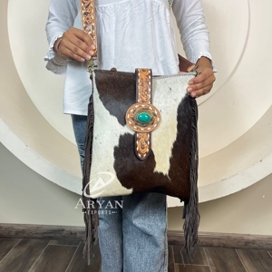 2025 Top qualité mode repoussé à la main en cuir bandoulière frange sac pour femmes peau de vache concepteur Floral Turquoise pierre sacs à main - Product Image 1