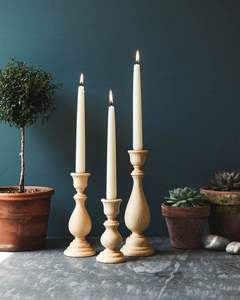 Portavelas de madera pura, hecho a mano, hexagonal, para velas de pilar, par de portavelas de madera, decoración para el hogar, bodas y fiestas. - Product Image 2