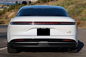 LOCID HlR Sedán 2022, Tracción en las Cuatro Ruedas, R18, Lítio, Cuero, Motor Doble, Techo Panorámico, 6 Asientos, Portaequipajes de Aleación de Aluminio - Product Image 2