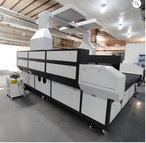 Equipo de corte por láser combinado con bordado e impresión digital panorámica para ropa deportiva - Product Image 5