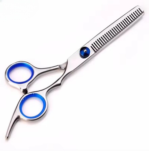 Tijeras de Peluquería Profesionales de Acero Inoxidable Alemán, Tijeras de Corte de Pelo Profesionales de Acero Inoxidable Alemán de 6.5 Pulgadas - Product Image 3