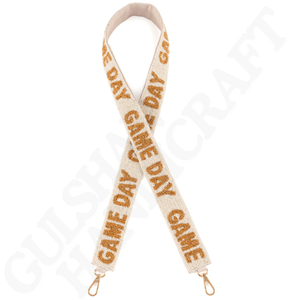 Accessoire fonctionnel élégant pour les fans de sport Sangle de sac à main perlée artisanale avec broderie et couture pour le jour du match des hayons - Product Image 1