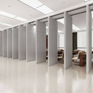 Cloison acoustique mobile avec accès par porte simple pour une division pratique de la salle de réunion - Product Image 2