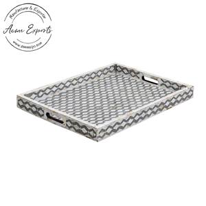 Plateau d'incrustation d'os floral noir blanc avec poignées Plateau de service décoratif fait à la main élégant pour l'affichage de Table de cuisine à la maison - Product Image 6