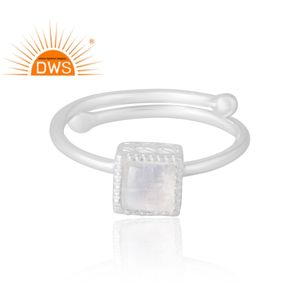 แหวนพลอย925สีเงินสเตอร์ลิงสีรุ้งและพระจันทร์ตามธรรมชาติเครื่องประดับแบบสั่งทำสำหรับผู้หญิงเป็นของขวัญสำหรับผู้หญิง - Product Image 3