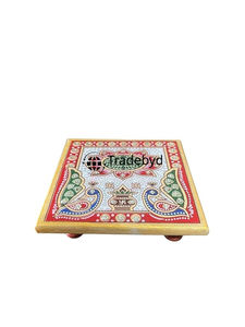 Chowki ไม้ดีไซเนอร์ tradebyd สำหรับห้อง Puja ทำด้วยมือกับงานแกะสลักที่สวยงาม - Product Image 4