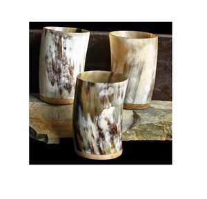 Verres à shot en corne de buffle authentique médiévale viking, fabriqués à la main, 100% corne de buffle naturelle, agate, vaisselle à bière, artisanat naturel de haute qualité - Product Image 1