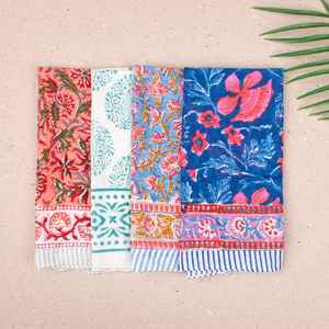 Ensemble de 4 bandanas en coton faits à la main, style bohème, doux, légers, écharpe d'été unisexe, foulard de plage indien - Product Image 5