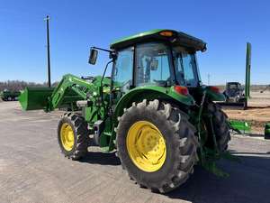 Tracteur agricole d'occasion John Deere 5100M 4x4 à vendre - Product Image 5