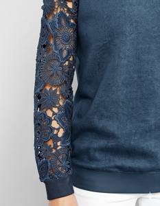 Sudadera Personalizada con Gráfico de las Chicas Superpoderosas Blossom, Mangas con Parches de Encaje, Estilo Y2K, Detalle de Crochet, Top de Manga Larga - Product Image 4