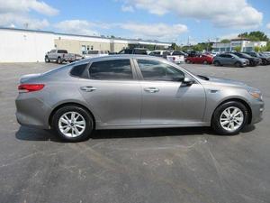 Kia Optima LX 2016 - Product Image 4