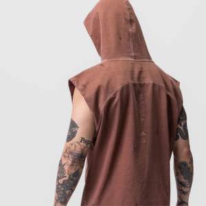 Camiseta sin mangas de gimnasio con capucha para hombre de alto rendimiento: ideal para culturismo, entrenamiento y ropa deportiva en el gimnasio - Product Image 6