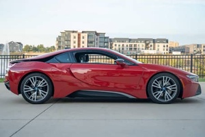 BMW i8 Coupé Edición Protonic Rojo 2017, Híbrido Enchufable de 357 CV, Tracción Total, Sin Modificar - Product Image 4