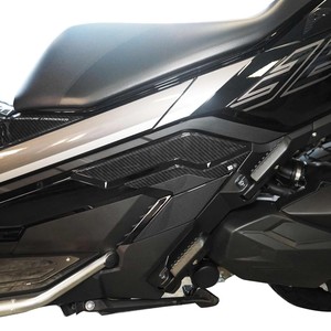 Adesivi 3D per Moto Compatibili con Zontes 368 G 2025, Protezioni per Poggiapiedi Passeggero - Product Image 1