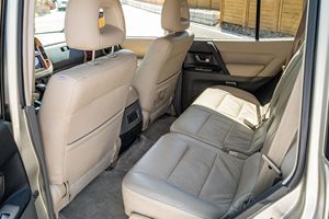 Occasione Eccezionale: Mitsubishi Montero Limited 4x4 del 2005 Usato, Pronto per la Spedizione - Product Image 4