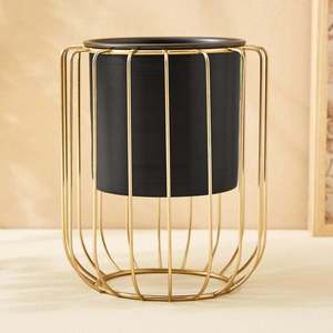 Plantando el paraíso Macetas innovadoras para su hogar Espacios florecientes Las mejores macetas de plantas para cada habitación - Product Image 2