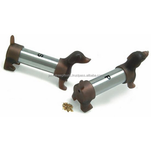 Moulin à poivre et salière en métal lot de 2 avec vernis miroir et peinture marron en aérosol finition forme de chien qualité supérieure pour le stockage - Product Image 1