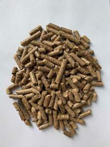 Granulés de bois 6 mm, granulés de pin de qualité pour poêle à granulés, granulés de pin et de hêtre En Plus A1, sacs de 15 kg en stock - Product Image 5